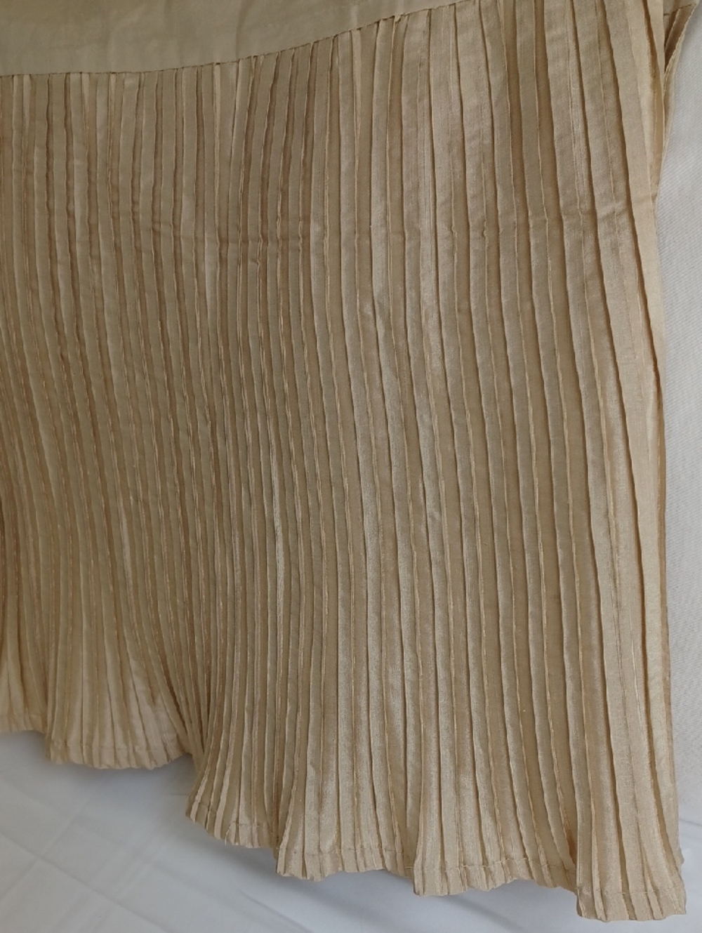 Pleated King Bedskirt In Rich Beige - Picture 2 of 9